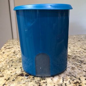 Tupperware One Touch Canister